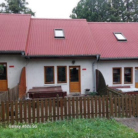 Domki Nad Jeziorem Karlowice Kültér fotó
